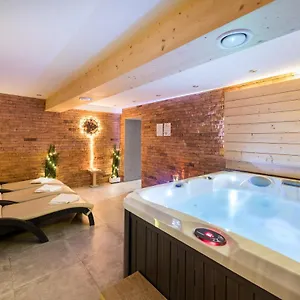 Jarosta & Spa, Ac -free Parking Apart-hotel